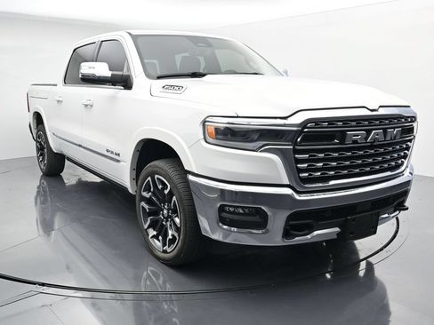Used 2025 RAM 1500 Limited AWD/4WD image 2