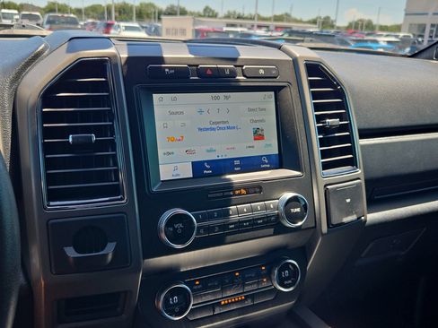 Used 2020 Ford Expedition XLT w/ Equipment Group 201A RWD image 23
