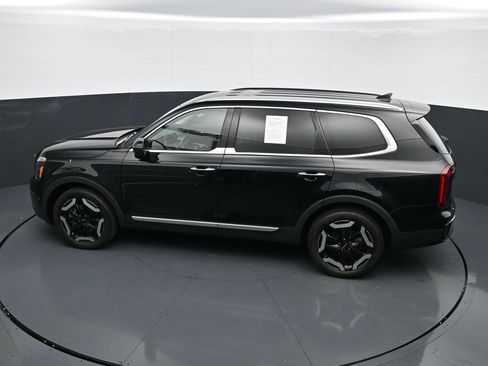 Used 2023 Kia Telluride S FWD image 26