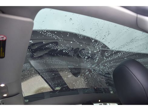 Used 2020 Tesla Model Y Performance image 13