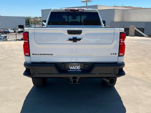 New 2026 Chevrolet Silverado 2500 LTZ w/ Trail Boss Package AWD/4WD image 5