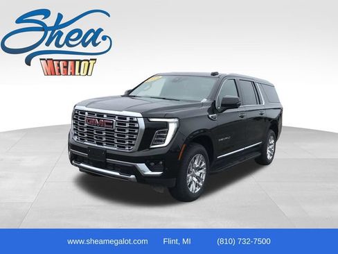 Certified 2025 GMC Yukon XL Denali AWD/4WD image 1