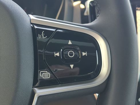 New 2025 Volvo V60 B5 Cross Country Ultra w/ Protection Package Premier image 26