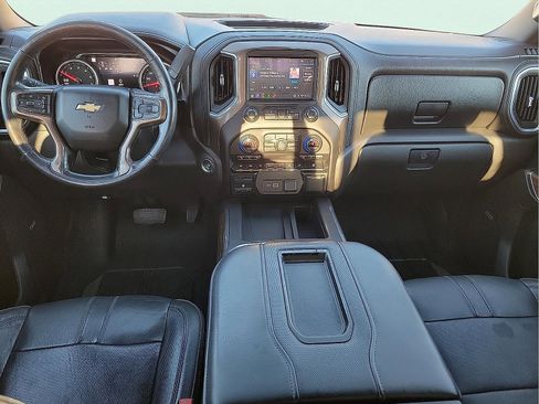 Used 2020 Chevrolet Silverado 1500 High Country w/ Technology Package image 9