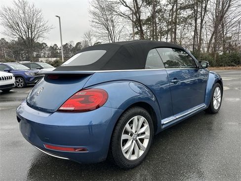 Used 2017 Volkswagen Beetle 1.8T Classic image 5