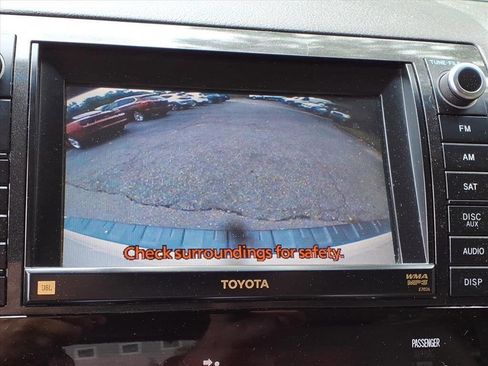 Used 2011 Toyota Sequoia Platinum image 23