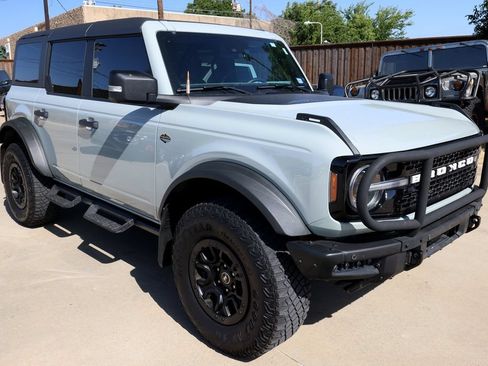 Used 2023 Ford Bronco Wildtrak AWD/4WD image 3