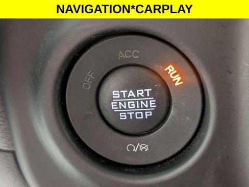 Used 2023 Jeep Gladiator Sport AWD/4WD image 25