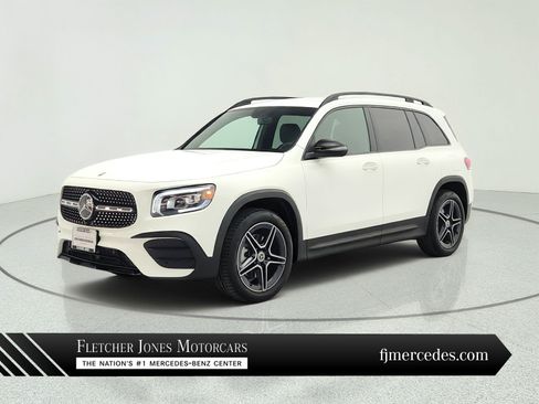 Used 2023 Mercedes-Benz GLB 250 image 1