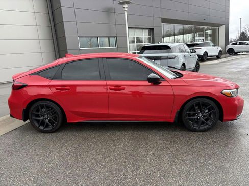 Used 2025 Honda Civic Sport image 4