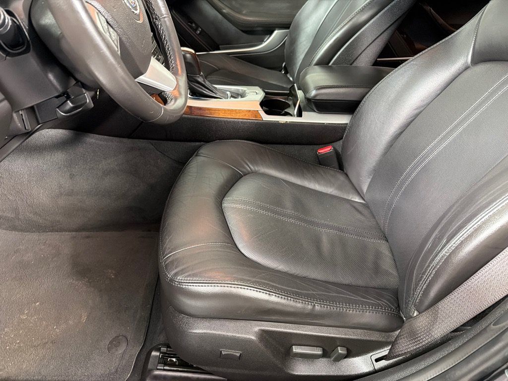 Used 2010 Cadillac CTS Luxury AWD/4WD image 11
