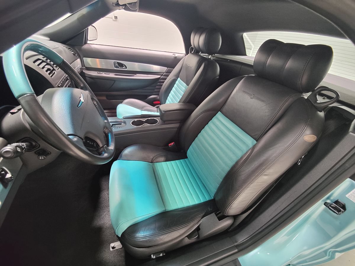 Used 2002 Ford Thunderbird RWD image 24