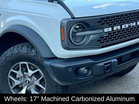 Used 2023 Ford Bronco Badlands image 42
