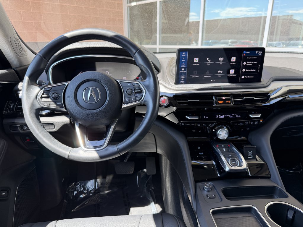 Used 2025 Acura MDX FWD image 16