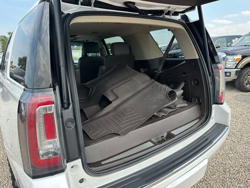 Used 2019 GMC Yukon Denali w/ Denali Ultimate Package AWD/4WD image 23
