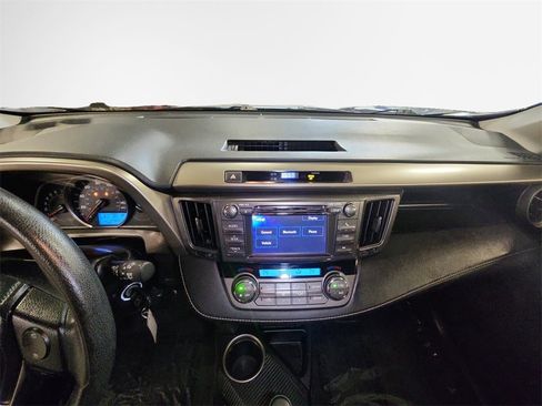 Used 2013 Toyota RAV4 XLE image 22