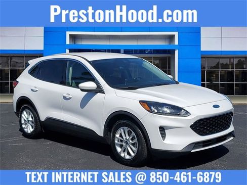 Used 2020 Ford Escape SE image 1