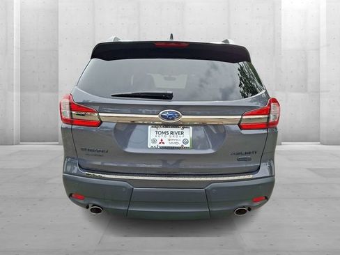 Used 2022 Subaru Ascent Onyx Edition AWD/4WD image 5