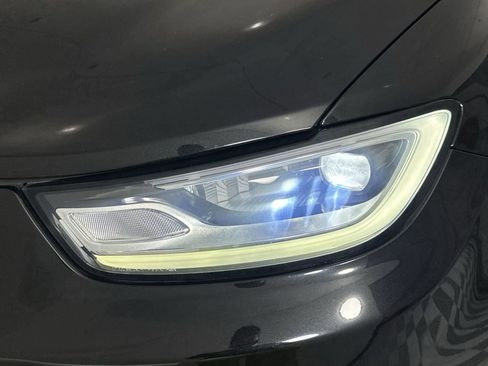 Used 2022 Chrysler Pacifica Touring-L w/ S Appearance Package FWD image 30