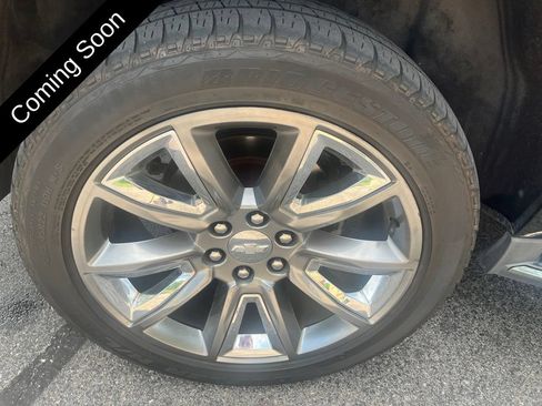 Used 2016 Chevrolet Suburban LTZ AWD/4WD image 25