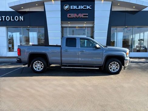 Used 2015 GMC Sierra 1500 SLE w/ SLE Value Package image 1