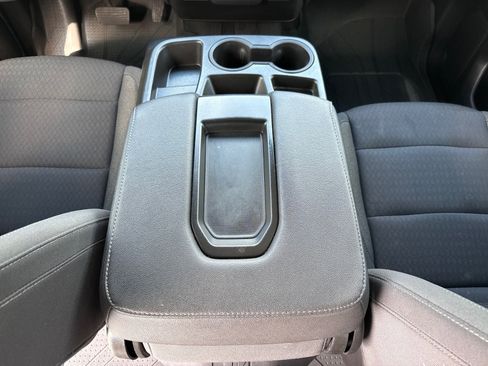 Used 2023 Chevrolet Silverado 1500 Custom image 15
