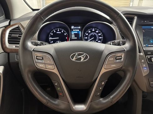Used 2017 Hyundai Santa Fe Limited AWD/4WD image 14