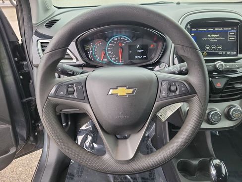 Used 2021 Chevrolet Spark LT image 19