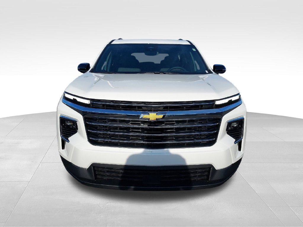 New 2027 Chevrolet Traverse LT FWD image 8