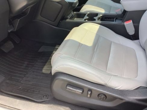 Used 2021 Honda CR-V EX-L image 16