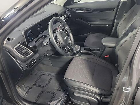 Used 2026 Kia Seltos S AWD/4WD image 18