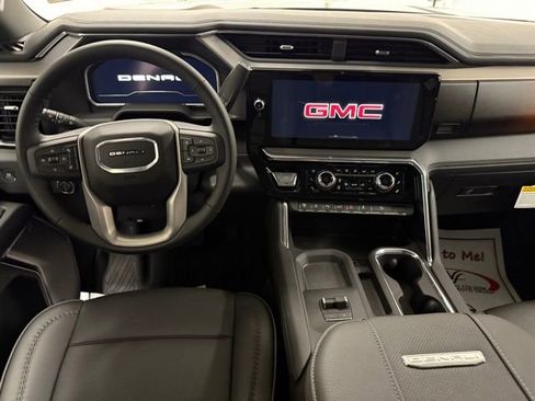 New 2025 GMC Sierra 2500 Denali w/ Denali Reserve Package image 17