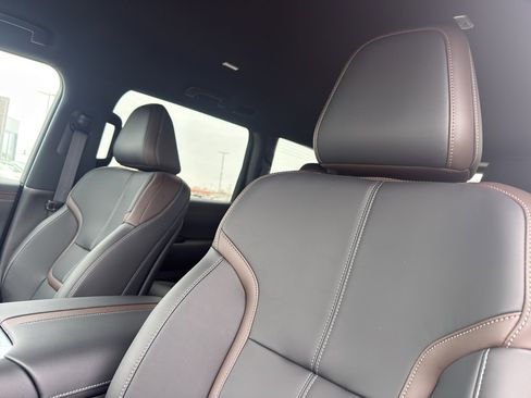 New 2026 Nissan Armada SL image 27