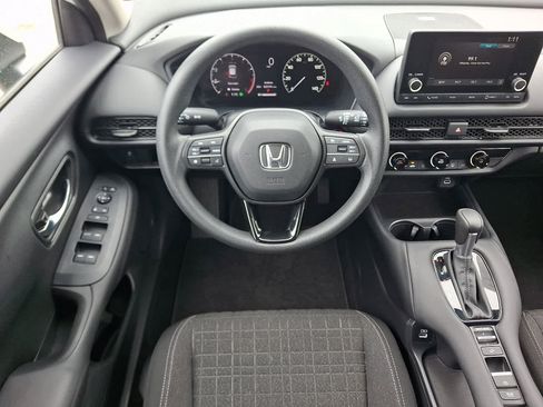 Used 2023 Honda HR-V LX image 15