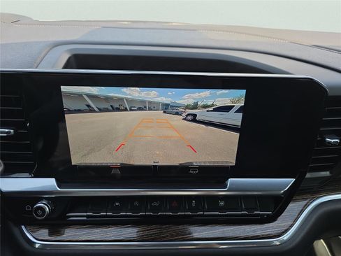 Used 2023 GMC Sierra 1500 Elevation image 24