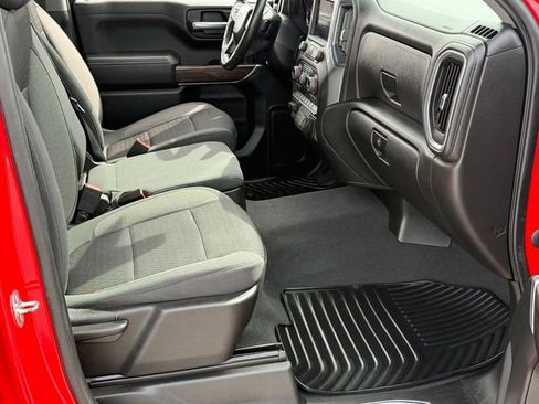 Used 2021 Chevrolet Silverado 1500 LT AWD/4WD image 24