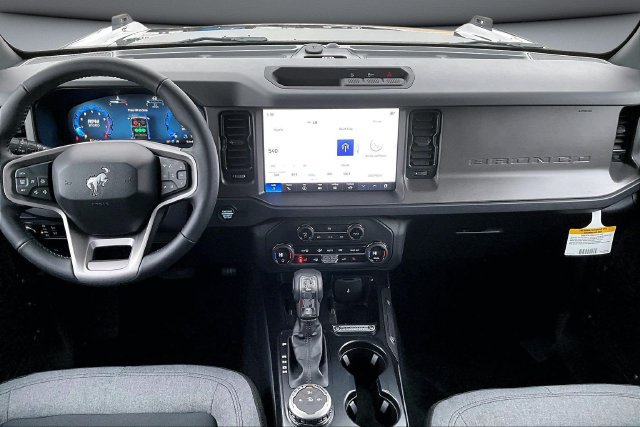 Used 2025 Ford Bronco Big Bend AWD/4WD image 5
