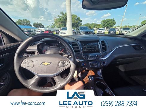 Used 2014 Chevrolet Impala LT w/ Premium Seating Package FWD image 4