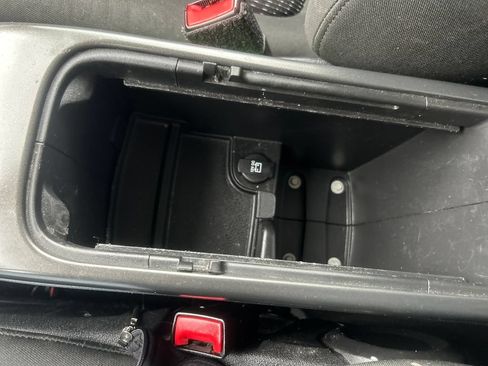 Used 2020 Dodge Journey SE w/ SE Popular Equipment Group FWD image 29