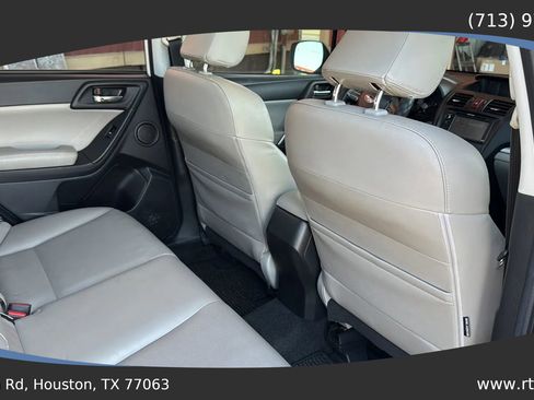 Used 2014 Subaru Forester 2.5i Touring image 32