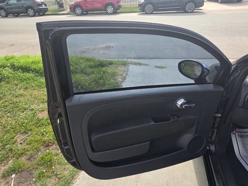 Used 2013 FIAT 500 Pop image 10