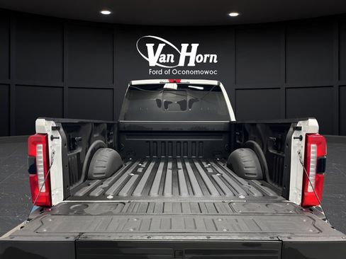 Used 2025 Ford F250 Lariat w/ Lariat Ultimate Package AWD/4WD image 25