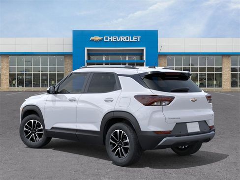 New 2026 Chevrolet TrailBlazer LT image 3