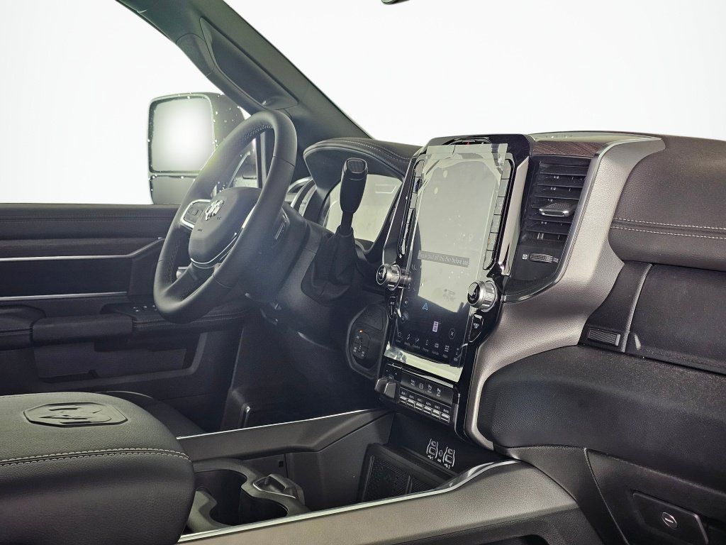 New 2026 RAM 3500 Laramie w/ Night Edition AWD/4WD image 41