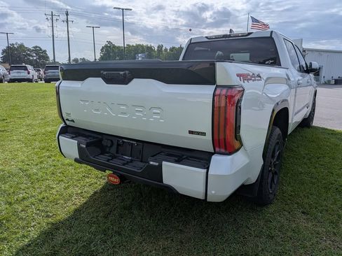 Used 2026 Toyota Tundra Platinum w/ TRD Off-Road Package AWD/4WD image 9