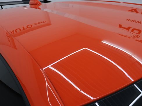 Used 2021 Chevrolet Camaro ZL1 RWD image 4