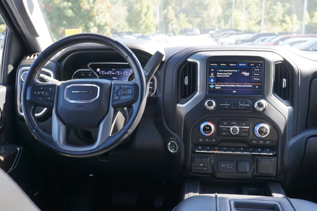 Used 2021 GMC Sierra 3500 Denali w/ Denali Ultimate Package AWD/4WD image 29
