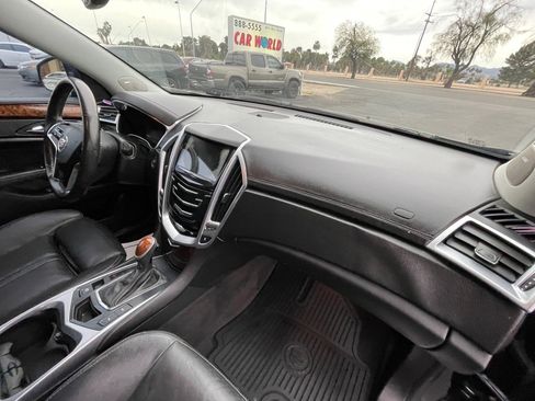 Used 2016 Cadillac SRX Luxury image 23