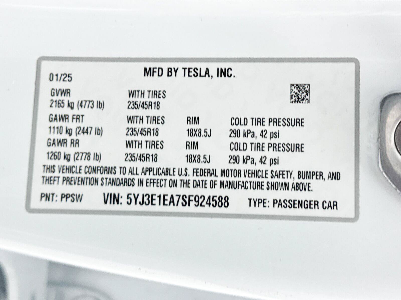 Used 2025 Tesla Model 3 Long Range RWD image 40