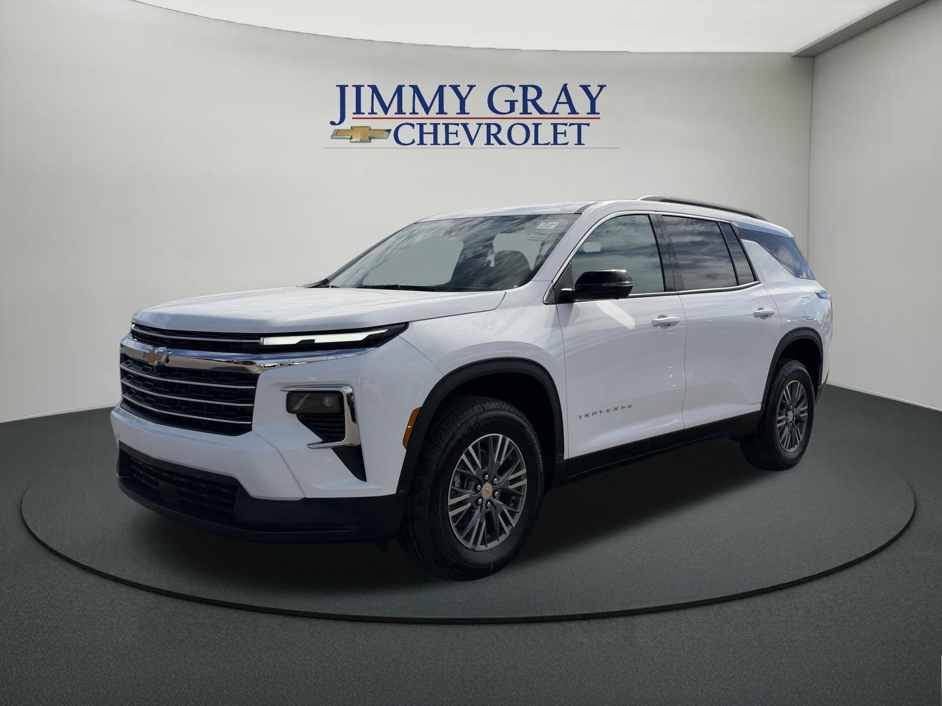 New 2027 Chevrolet Traverse LT w/ Driver Confidence Package FWD image 1